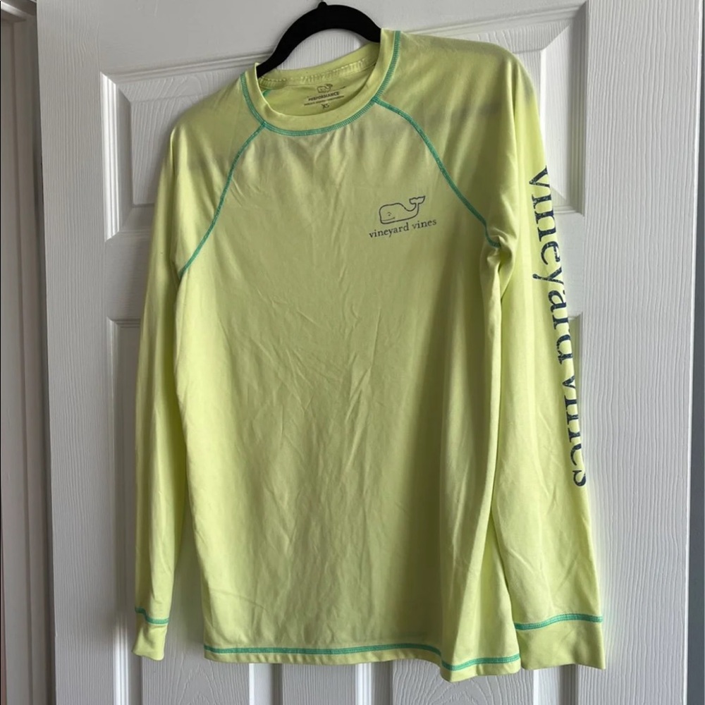 Vineyard vines performance long sleeve